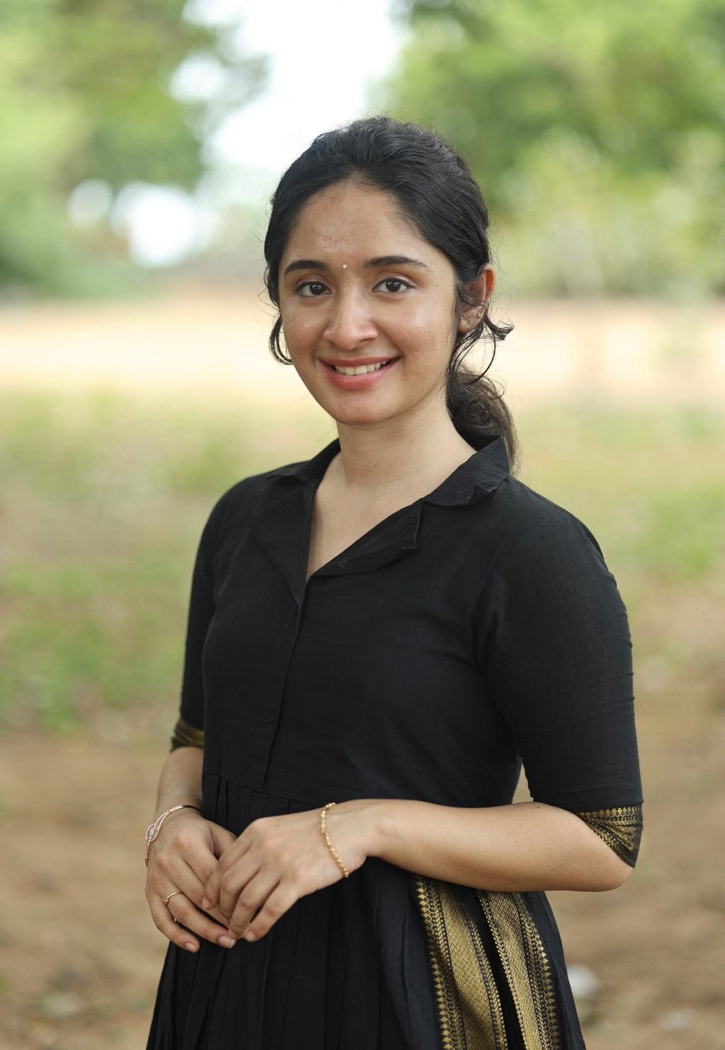 Round Black Suit Set